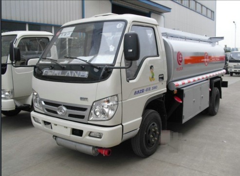 福田時代加油車
