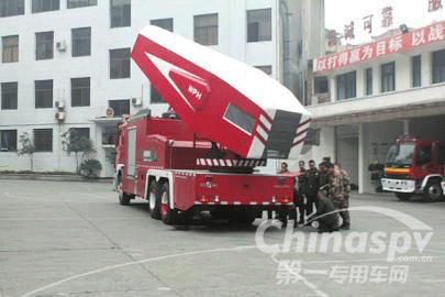 宜賓消防添置新型功能渦噴消防車