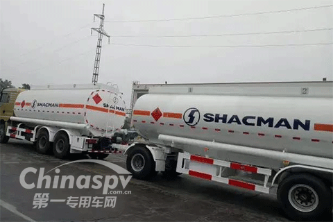 中集通華液罐全掛車啟程非洲