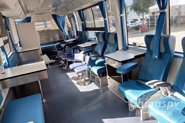 宇通鋰電采血車(chē)服務(wù)寧波中心血站