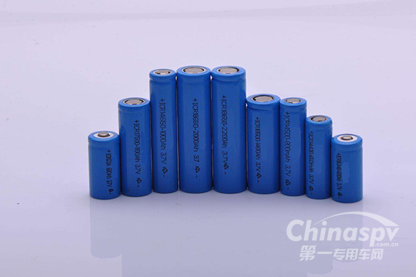 影響鋰離子電池低溫性能的因素有哪些？