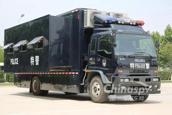 承載光榮使命 5款宇通警用特種車亮相北京