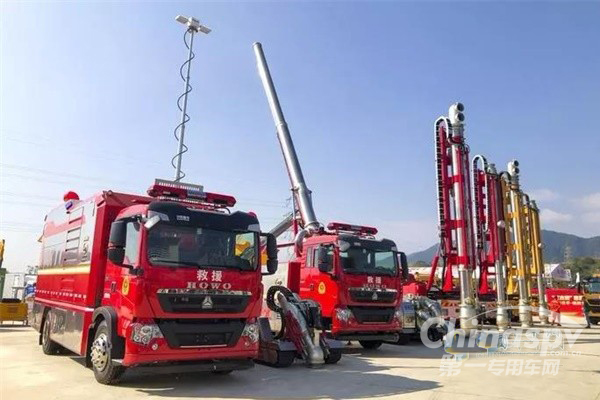 中國(guó)重汽HOWO排水搶險(xiǎn)車(chē)保障你我安全