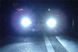 福田汽車祥菱：遠(yuǎn)光燈應(yīng)該怎么用？