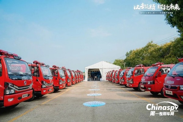 東風(fēng)專致水罐消防車
