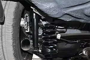 房車震動有彈跳，還晃動？有可能是減震器的問題！