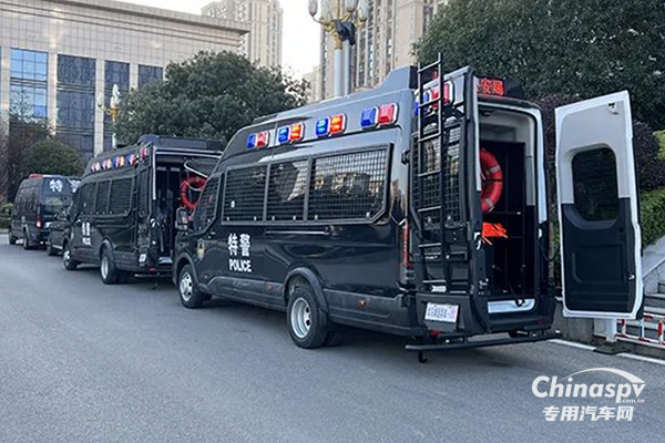 保平安 護(hù)穩(wěn)定 森源鴻馬防暴運(yùn)兵車護(hù)航湖南！