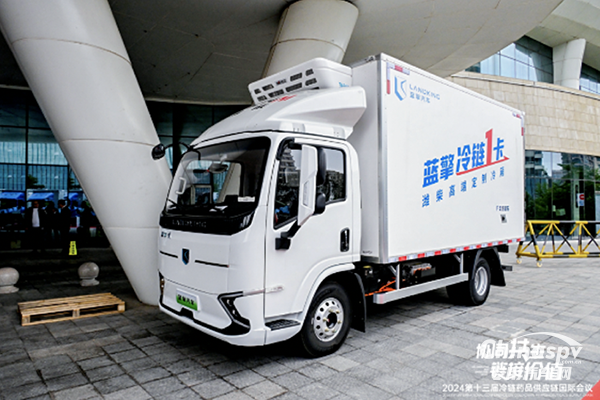 科技藍(lán)擎新能源冷藏車全面“領(lǐng)鮮”：全場景覆蓋 續(xù)航區(qū)間大 動力能量大