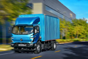 飛碟汽車(chē)：短途跑出高油耗？4大隱患+養(yǎng)護(hù)指南，卡友速收藏！