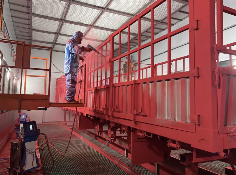 首達(dá)引進(jìn)KTL靜電噴粉線，給掛車打造一身專屬“鎧甲”！