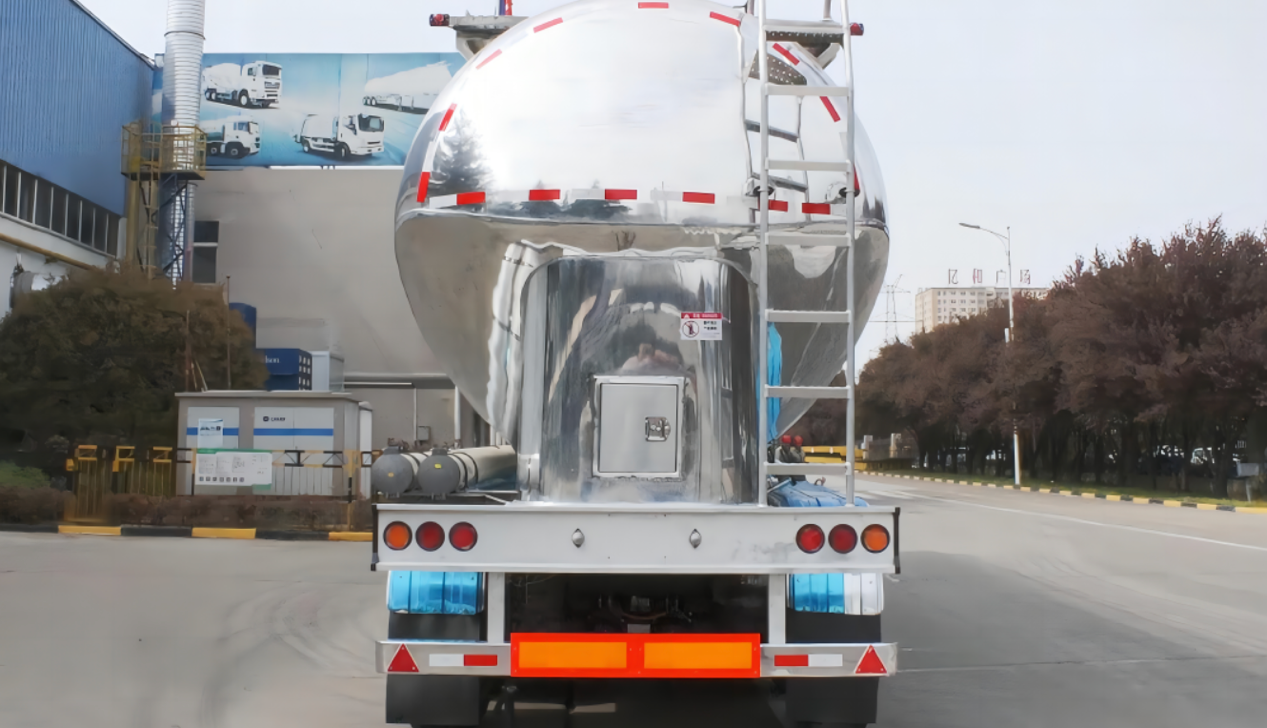 凌宇高端鋁合金立式粉罐半掛車(chē)