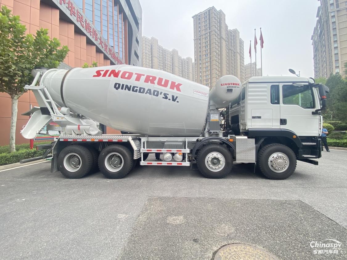 可靠耐用 品質(zhì)領(lǐng)航 中國(guó)重汽ZNDC版攪拌車成為運(yùn)營(yíng)增效新引擎