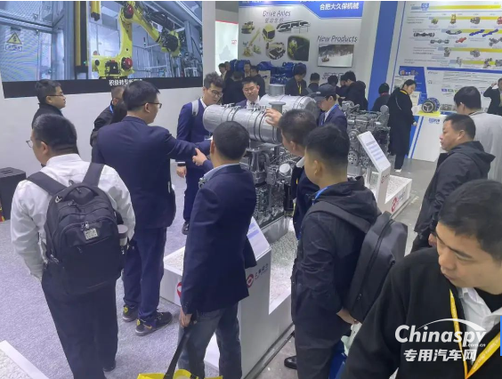 bauma China 2024火熱開幕，上柴動力首日精彩盤點(diǎn)