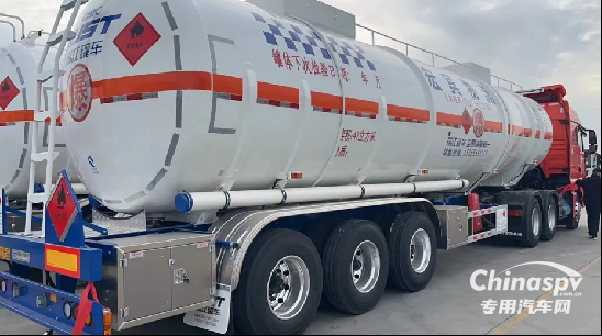 當(dāng)行業(yè)陷入 “內(nèi)卷”，開一車橋如何靠 “最難的路” 破局？