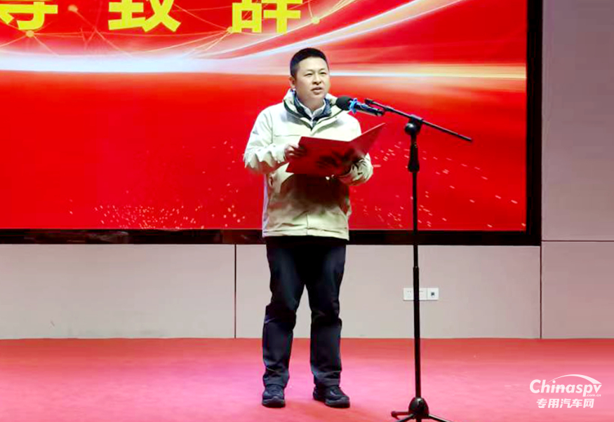 簽單420輛！東風(fēng)天錦系列水車新品耀世啟新