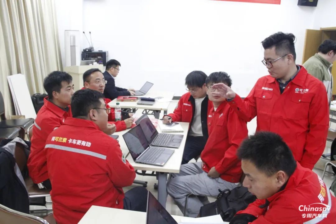 可蘭素營(yíng)銷月度會(huì) 擂響終端動(dòng)銷 “沖鋒號(hào)”