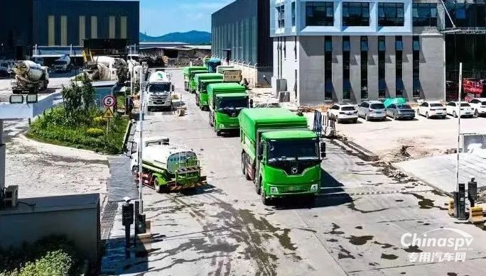 徐工新能源自卸車擦亮城市建設(shè)綠色底色