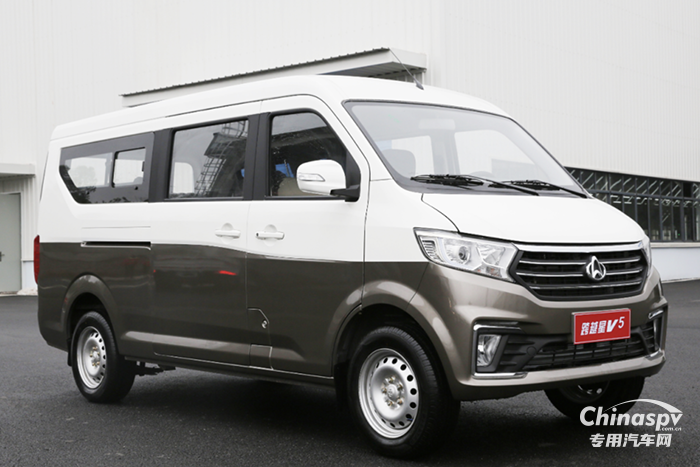 夏季用車(chē)指南：學(xué)會(huì)這幾招，讓愛(ài)車(chē)輕松應(yīng)對(duì)高溫“烤”驗(yàn)！