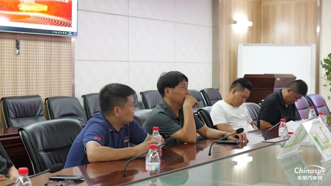 東風龍擎：何以“復購”？一場深度探廠，揭秘河南大客戶信任密碼！