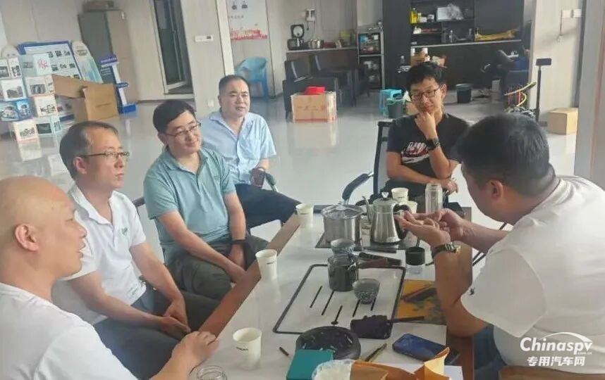 2025年前三季度，解放動(dòng)力總成產(chǎn)品銷量全面攀升，市場(chǎng)份額穩(wěn)步增長(zhǎng)。