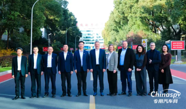 重磅！道依茨CEO到訪解放動(dòng)力，共繪戰(zhàn)略合作新藍(lán)圖