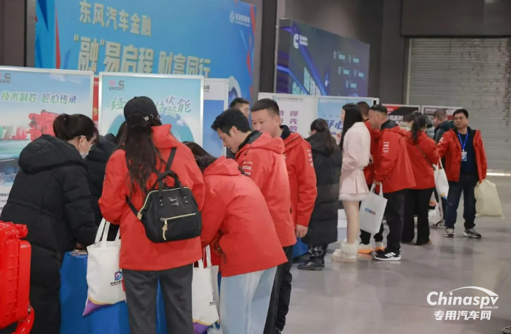 東風(fēng)康明斯：天龍哥十年之約溫暖啟程