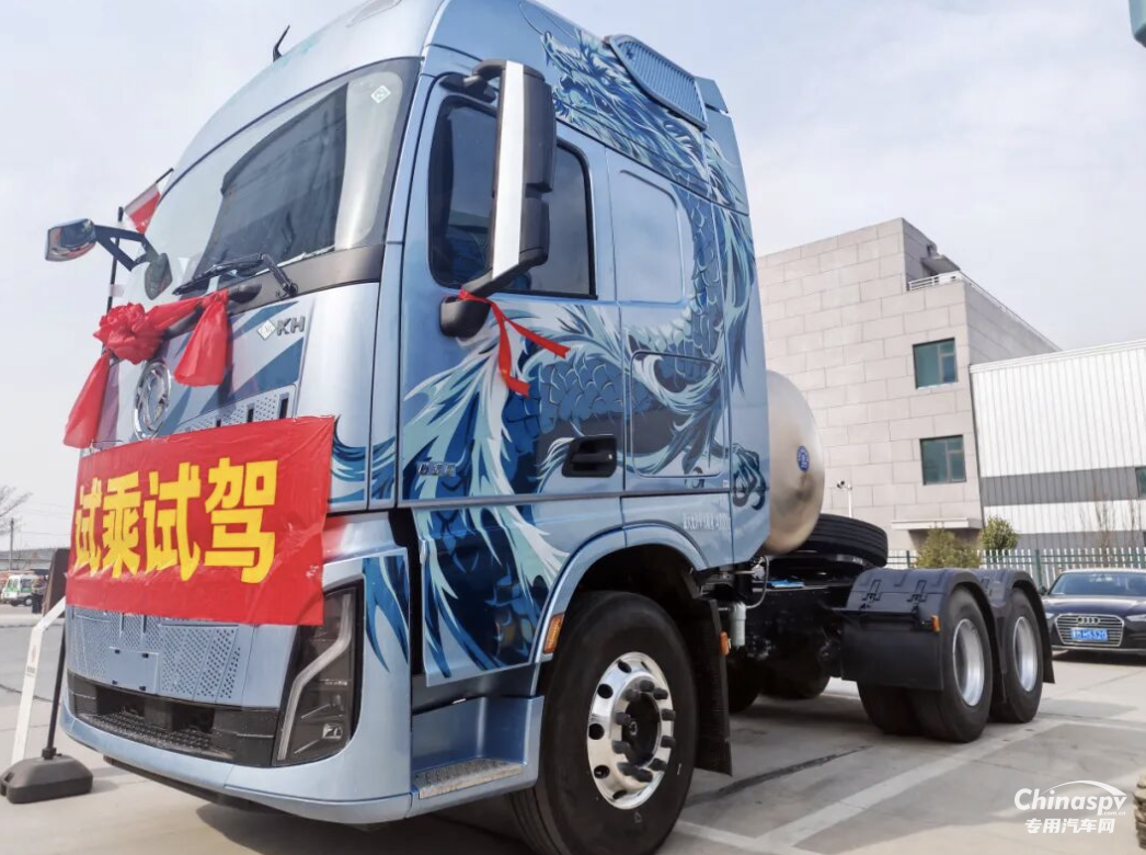 馭見真芯 晉享高效 東風(fēng)康明斯一體化動力鏈攜手東風(fēng)天龍亮相山西運(yùn)城