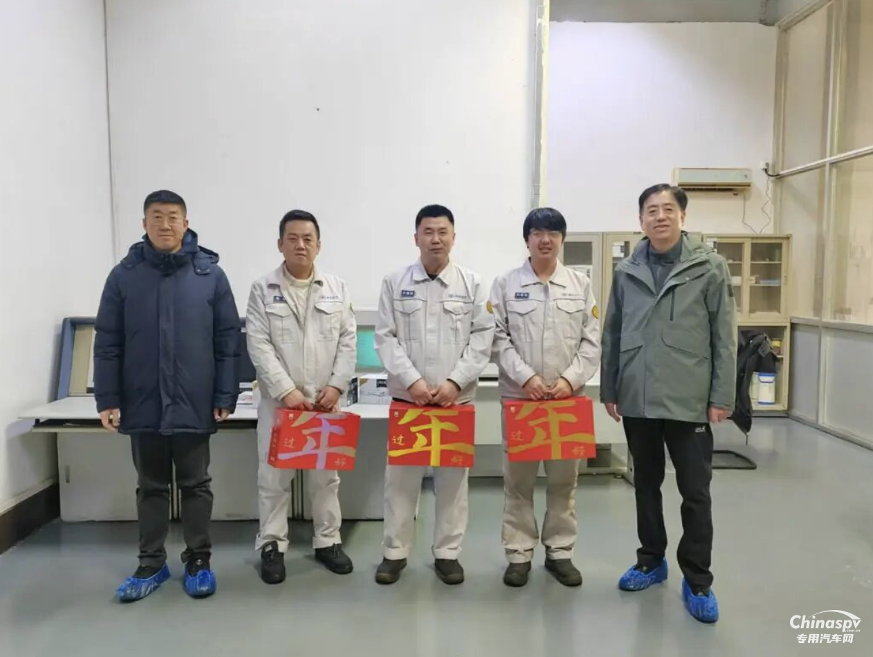解放動力：新春慰問送溫情，濃濃關(guān)懷暖一線！