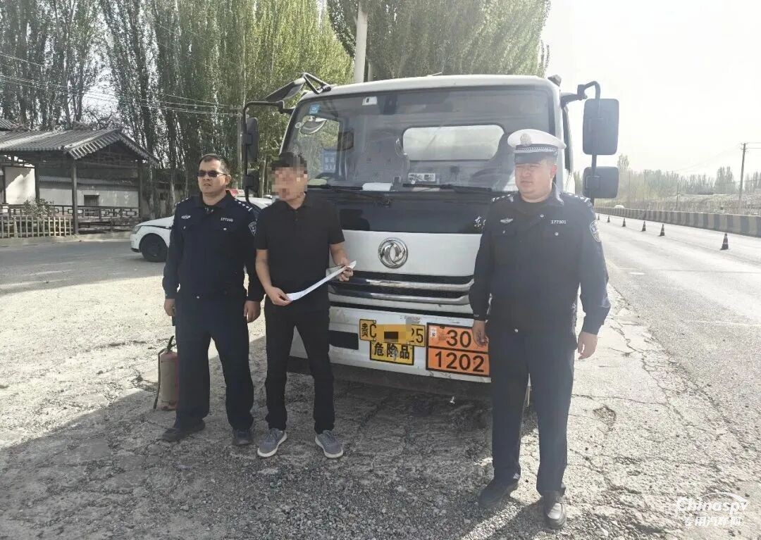 新疆查獲一危化品車駕駛員酒駕