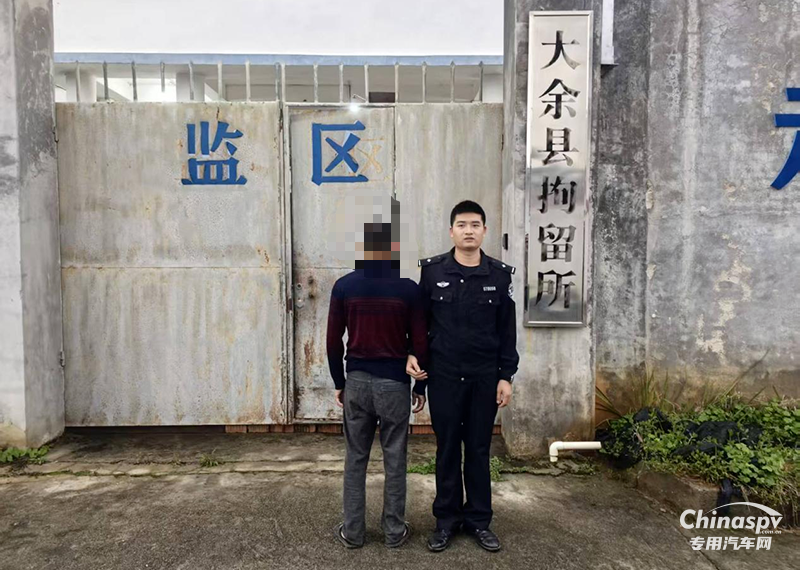 江西查獲一男子非法運(yùn)輸煙花爆竹被拘留