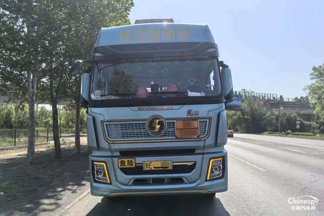 危化品運輸“穩(wěn)”當先，龍驍（X5000C）+西安康明斯M10一路安心相伴