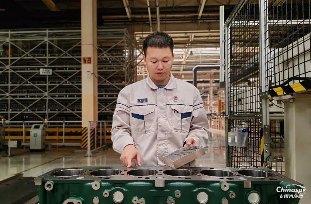 解放動力酈強：深耕一線守匠心 實干擔當筑精品