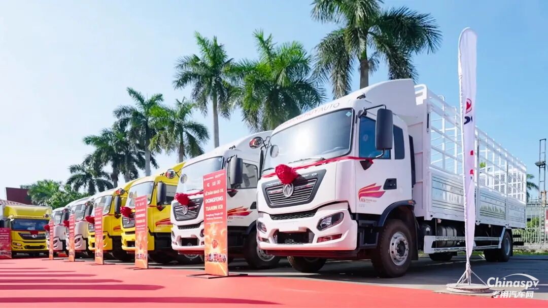 康明斯助力東風天錦KR越南批量交車