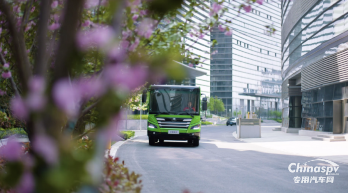 2024“開(kāi)門(mén)紅”宇通新能源環(huán)衛(wèi)車大批量交付