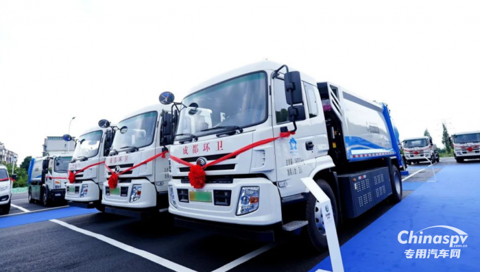 綠變成都，電動(dòng)先鋒 宇通新能源環(huán)衛(wèi)車助力“蓉城”環(huán)衛(wèi)高質(zhì)量發(fā)展