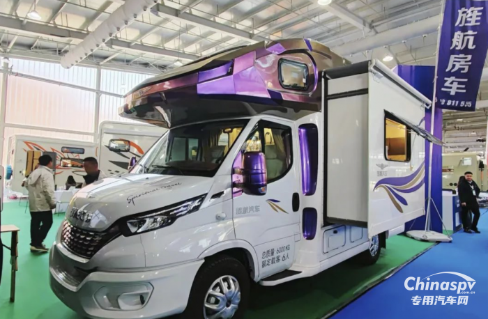 逛龍年首場房車展，選品質(zhì)高端進口依維柯底盤房車