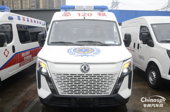 同心同行 東風(fēng)御風(fēng)救護(hù)車(chē)援助甘肅、青海地震災(zāi)區(qū)